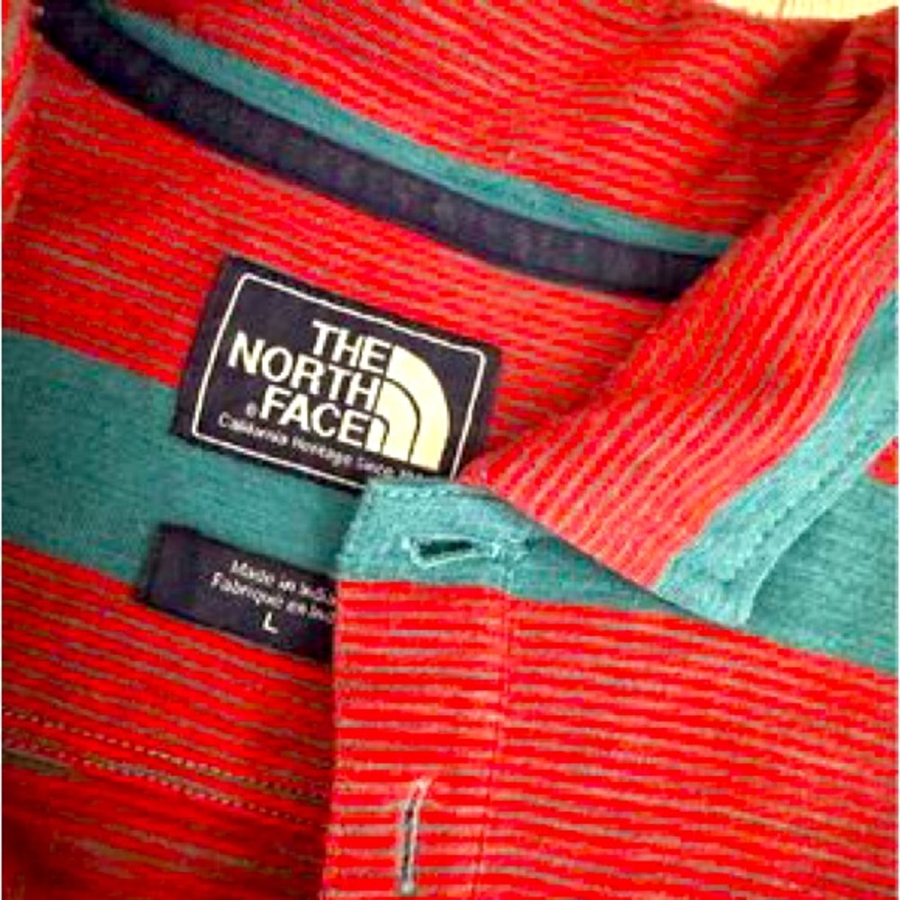 Men’s size large The North Face polo shirt